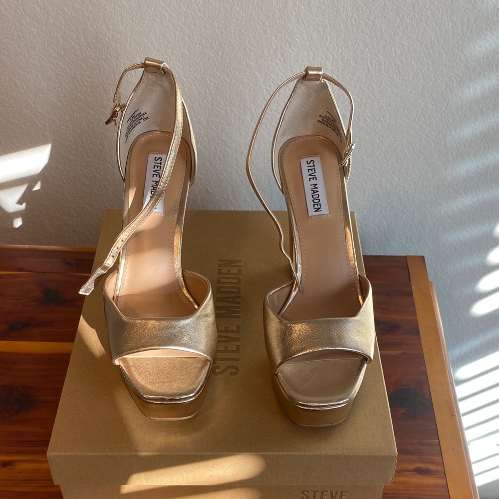 Steve Madden Gold Heels